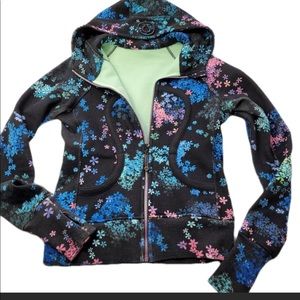 Lululemon Scuba Petal Pop